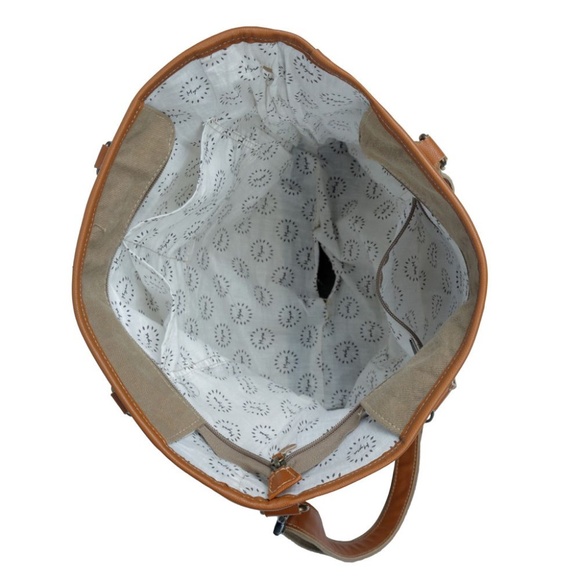 CAPTIVATING  MYRA COW HIDE TOTE BAG FREE SHIPPING - Picture 9 of 11